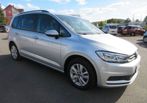 Volkswagen Touran, 2021 2