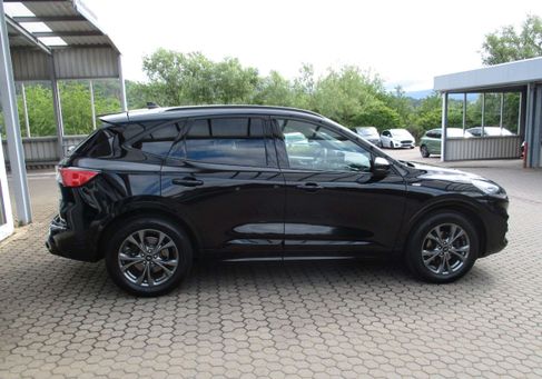 Ford Kuga, 2022