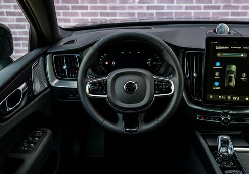 Volvo XC60, 2026 3