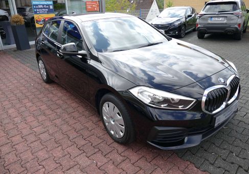 BMW 116, 2021