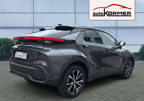 Toyota C-HR, 2025