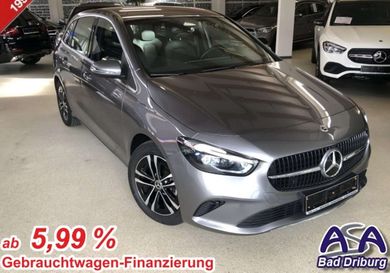 Mercedes-Benz B 180, 2023