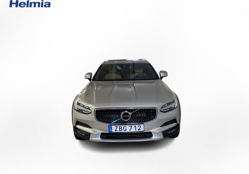 Volvo V90 Cross Country, 2018