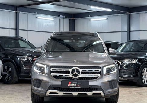 Mercedes-Benz GLB 200, 2021