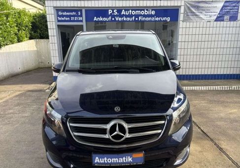Mercedes-Benz 220, 2018
