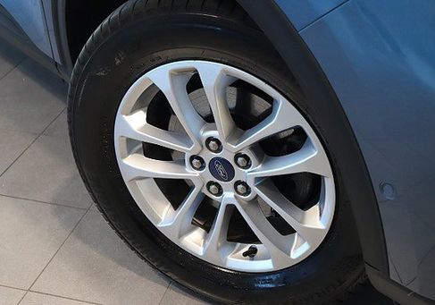 Ford Kuga, 2023