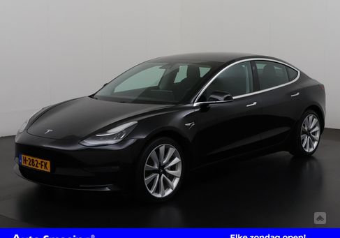 Tesla Model 3, 2019