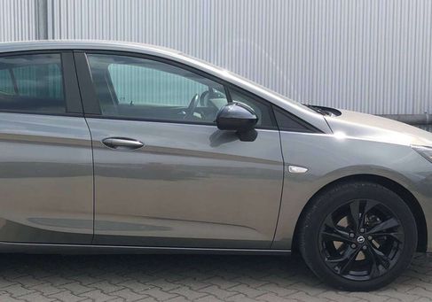 Opel Astra, 2021