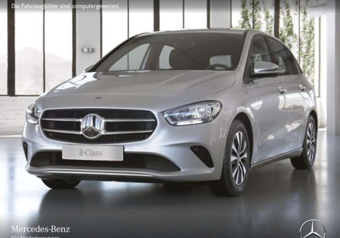 Mercedes-Benz B 180, 2021