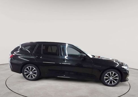 BMW 318, 2023 3