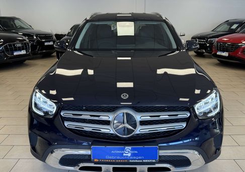 Mercedes-Benz GLC 300, 2022