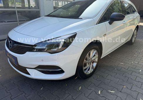 Opel Astra, 2022