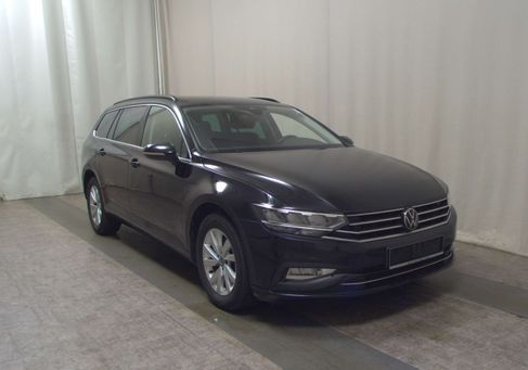 Volkswagen Passat Variant, 2023 3
