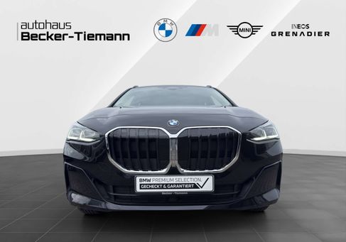 BMW 220, 2025 3