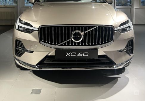 Volvo XC60, 2025