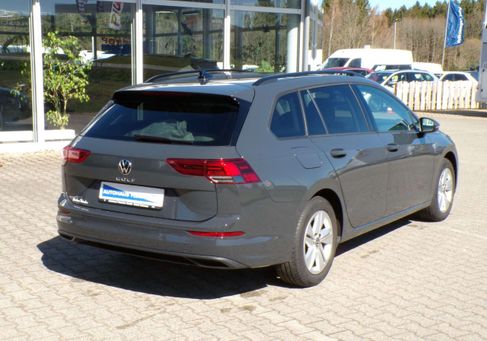 Volkswagen Golf, 2023 3
