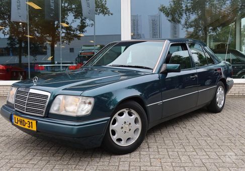 Mercedes-Benz E 200, 1995