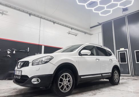 Nissan Qashqai+2, 2011