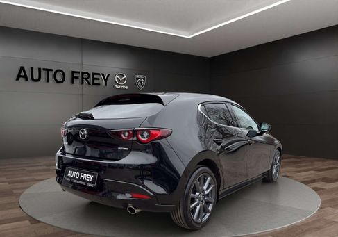 Mazda 3, 2024