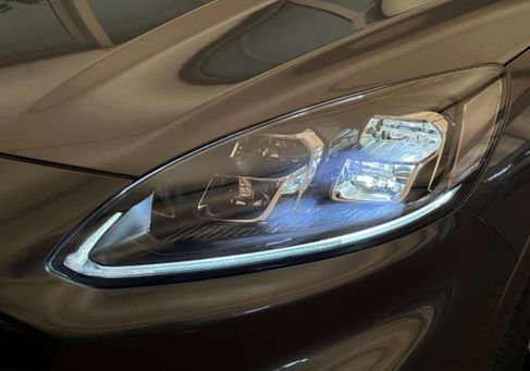 Ford Kuga, 2022