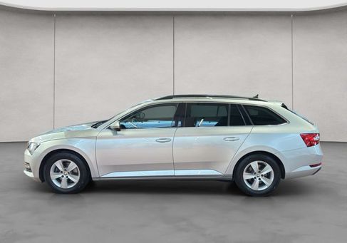 Skoda Superb, 2022