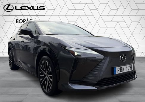 Lexus, 2023