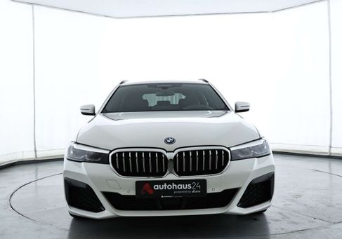 BMW 530, 2022