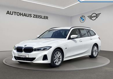 BMW 330, 2023