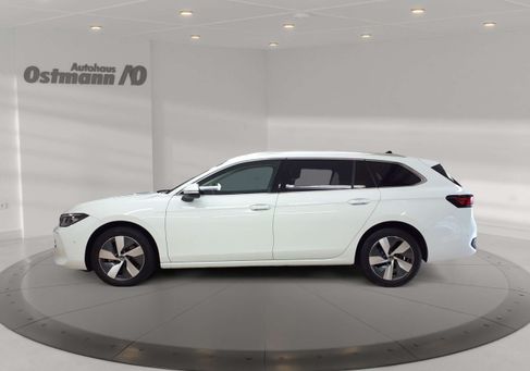 Volkswagen Passat Variant, 2024 3