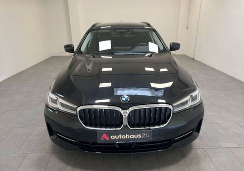 BMW 530, 2021