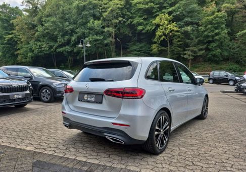 Mercedes-Benz B 180, 2019