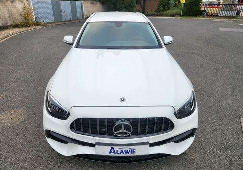 Mercedes-Benz E 200, 2022