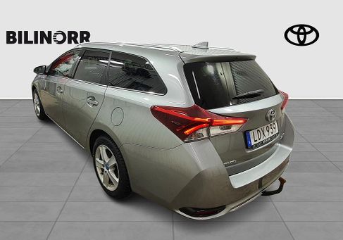 Toyota Auris Touring Sports, 2016