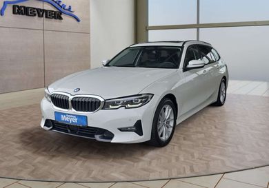 BMW 330, 2020