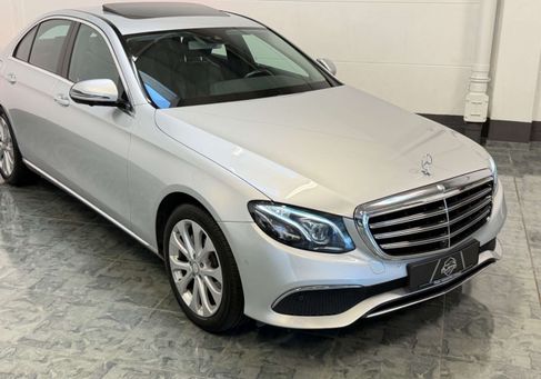 Mercedes-Benz E 220, 2018 3