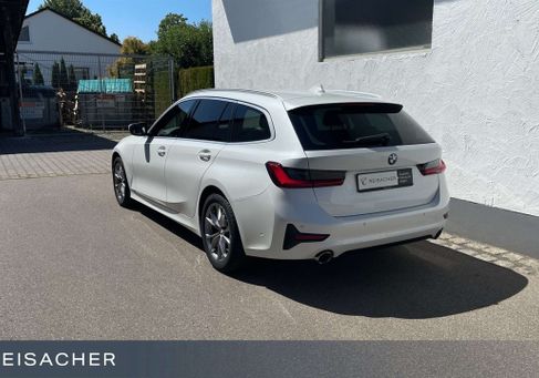 BMW 330, 2019