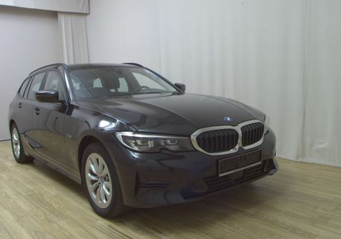 BMW 320, 2022