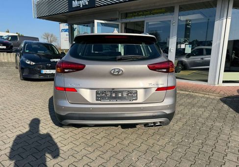 Hyundai Tucson, 2018 3