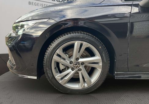 Volkswagen Golf, 2021 3