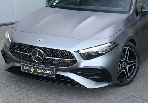 Mercedes-Benz A 180, 2023 3