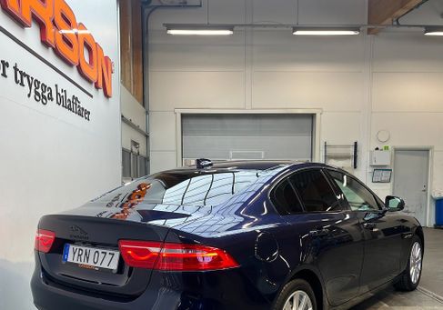 Jaguar XE, 2018