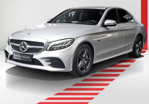 Mercedes-Benz C 300, 2021
