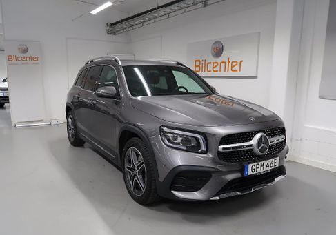 Mercedes-Benz GLB 200, 2022