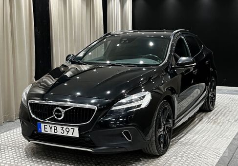 Volvo V40 Cross Country, 2017