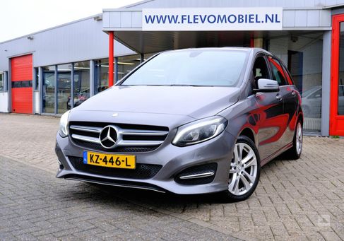 Mercedes-Benz B 180, 2016