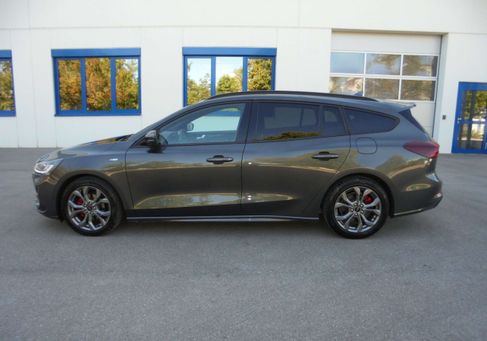 Ford Focus, 2022