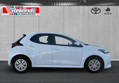 Toyota Yaris, 2022 3