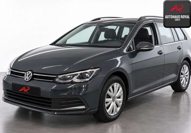 Volkswagen Golf, 2023