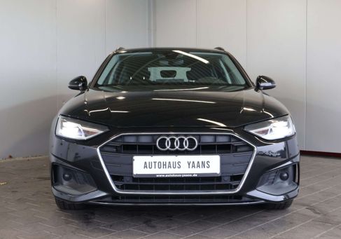 Audi A4, 2022