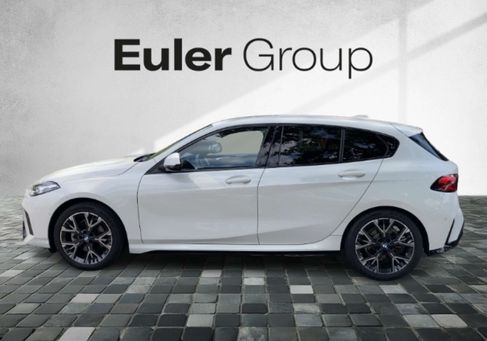 BMW 120, 2025